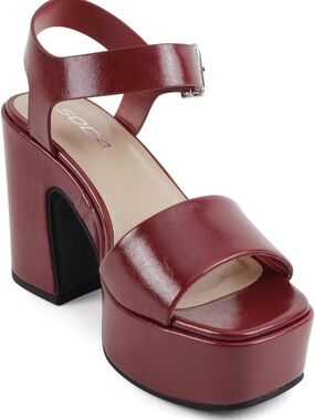SODA Women's Burgundy Platform Block Heel Sandal size 7